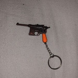 gun keychain/toy